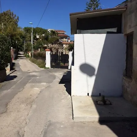 Casa Vacanze Deni Fontane Bianche